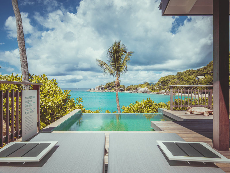 Carana Beach Hotel 25