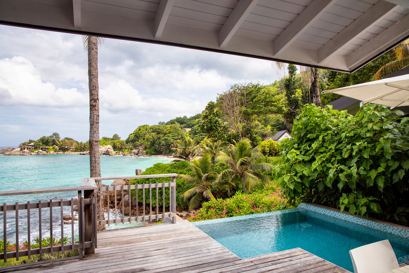 Carana Beach Hotel 11