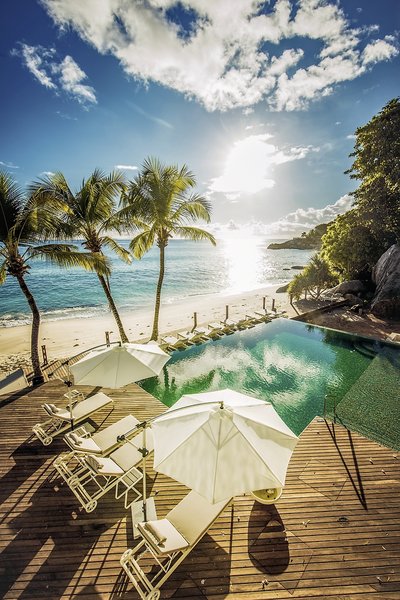 Carana Beach Hotel 12