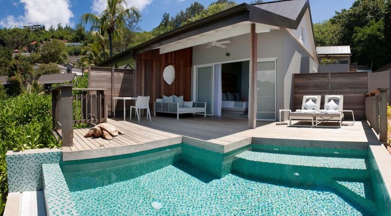 Carana Beach Hotel 11