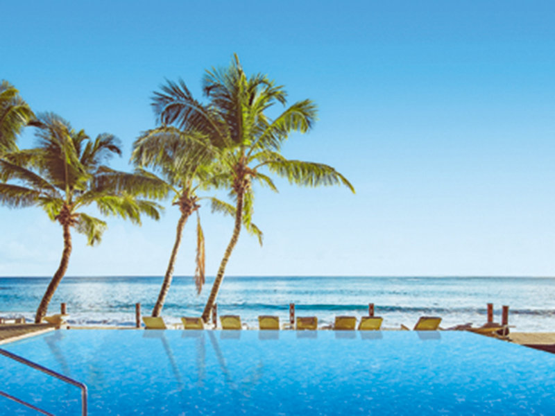 Carana Beach Hotel 1