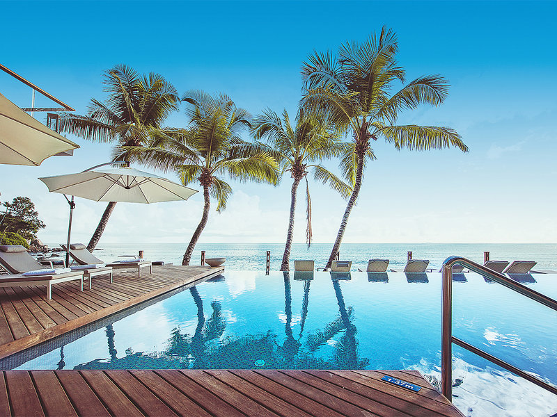 Carana Beach Hotel 9