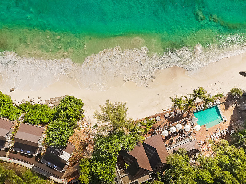 Carana Beach Hotel 11