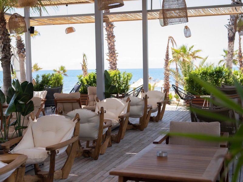 Flora Garden Beach 24