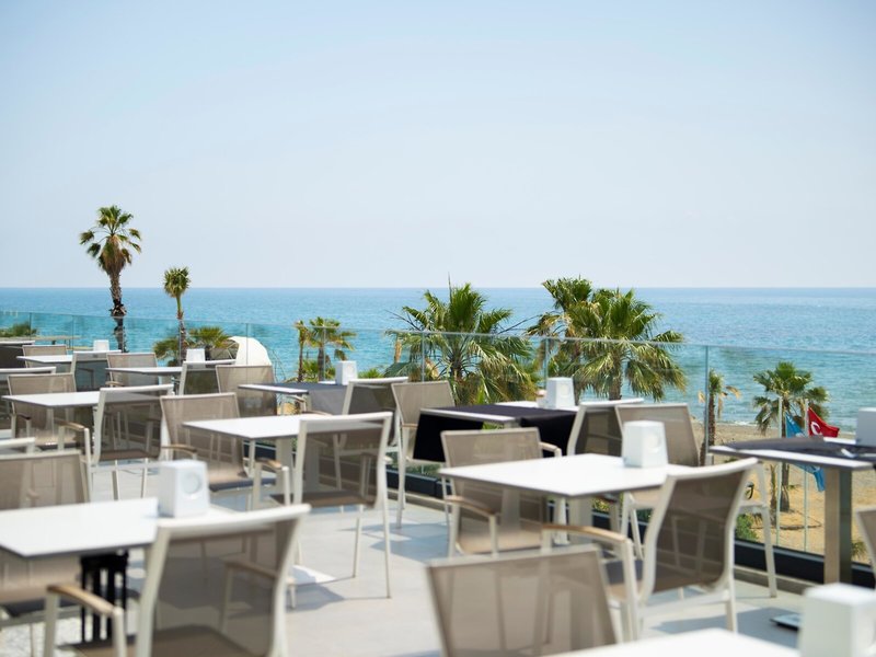 Flora Garden Beach 27