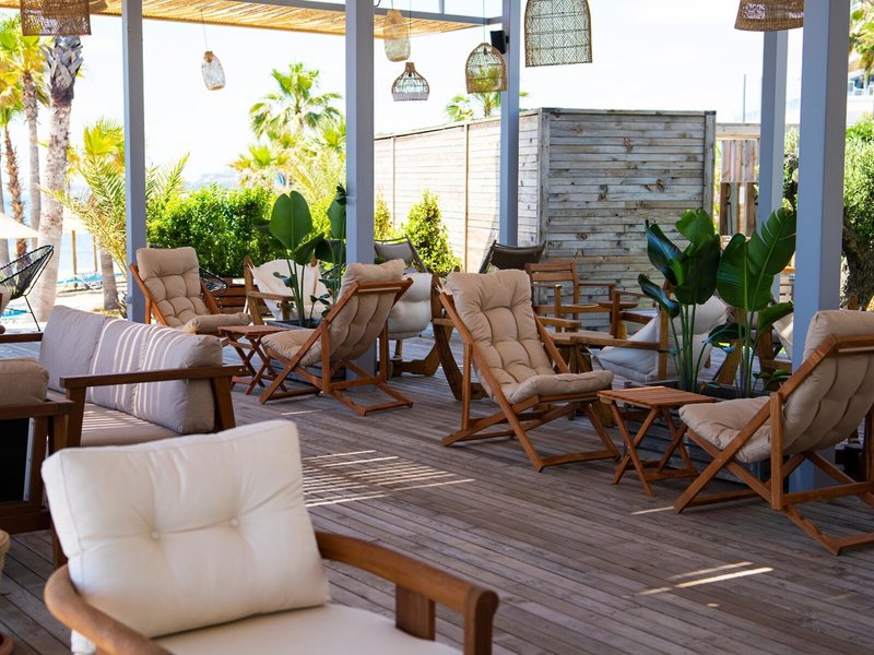 Flora Garden Beach 44
