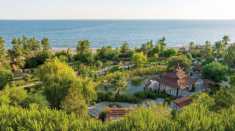 Flora Garden Beach 41