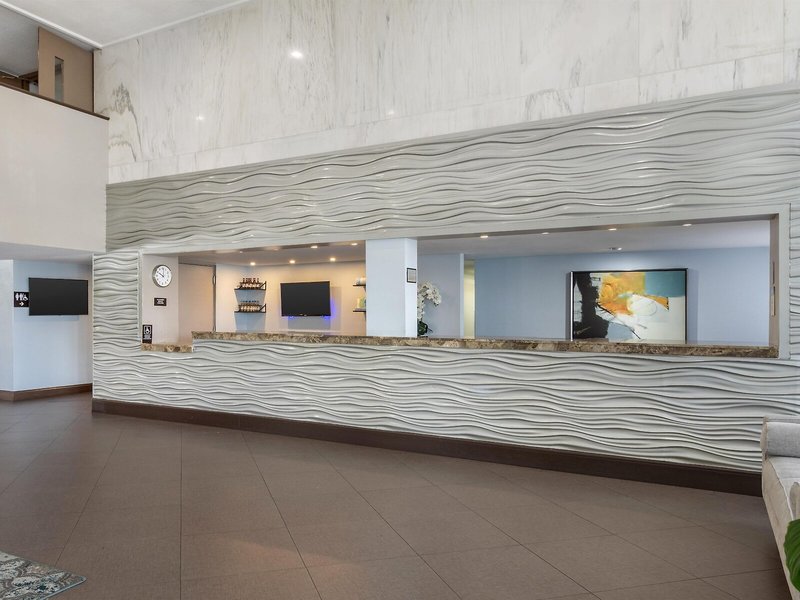 Best Western Palm Beach Lakes 16