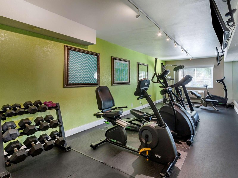 Best Western Palm Beach Lakes 24