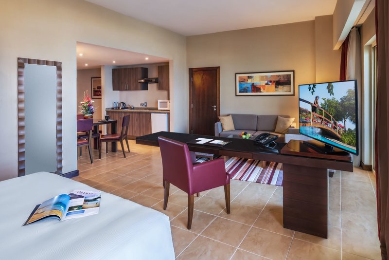 Khalidiya Palace Rayhaan by Rotana 18