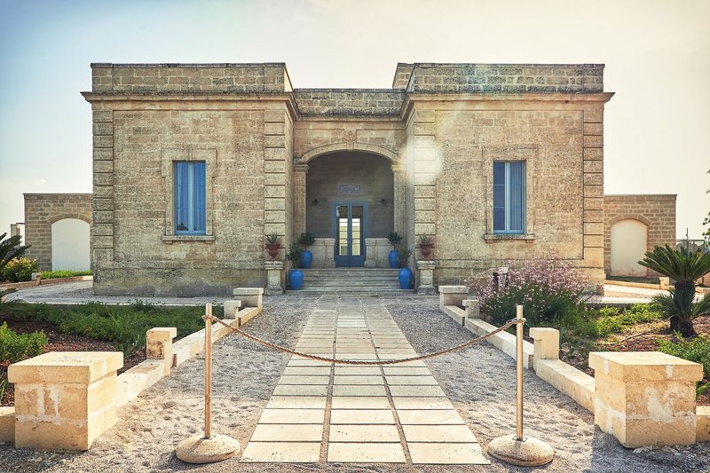 Relais Masseria Le Cesine 1