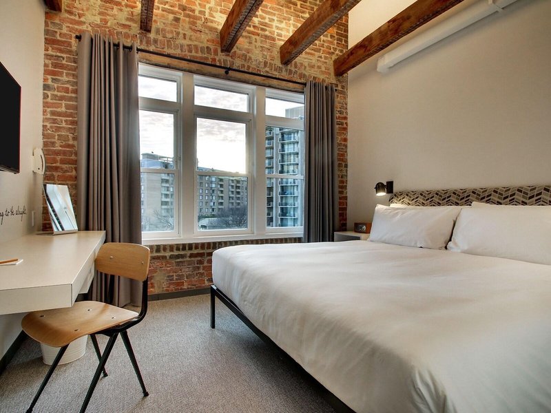 Hotel Hive 18