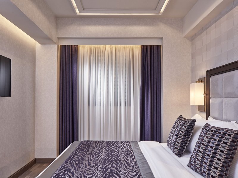 Electra Metropolis Athens 33