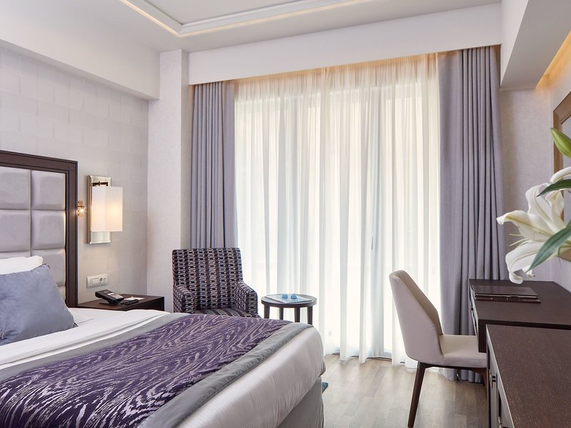 Electra Metropolis Athens 44