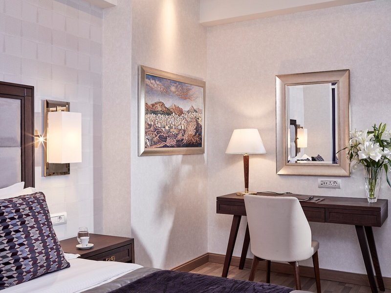 Electra Metropolis Athens 46