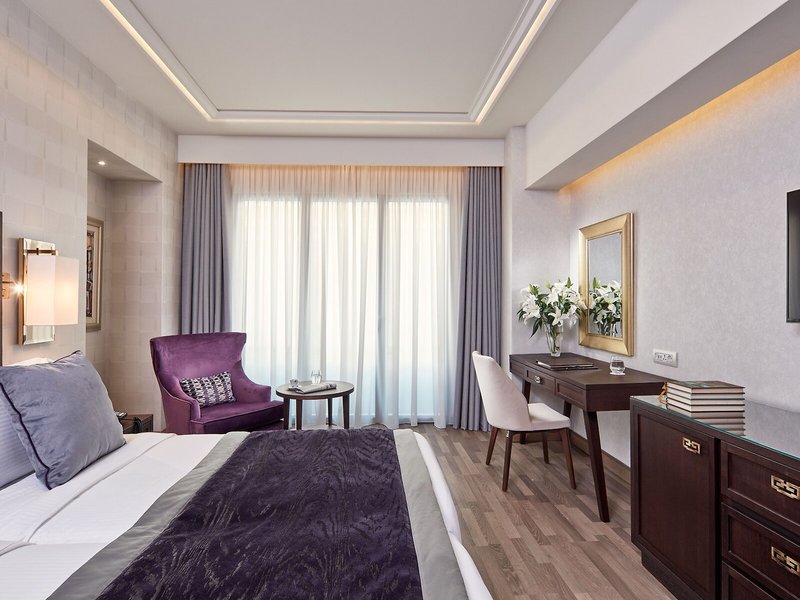 Electra Metropolis Athens 49