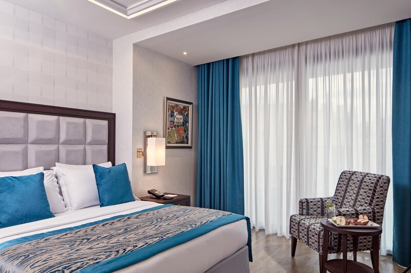 Electra Metropolis Athens 41