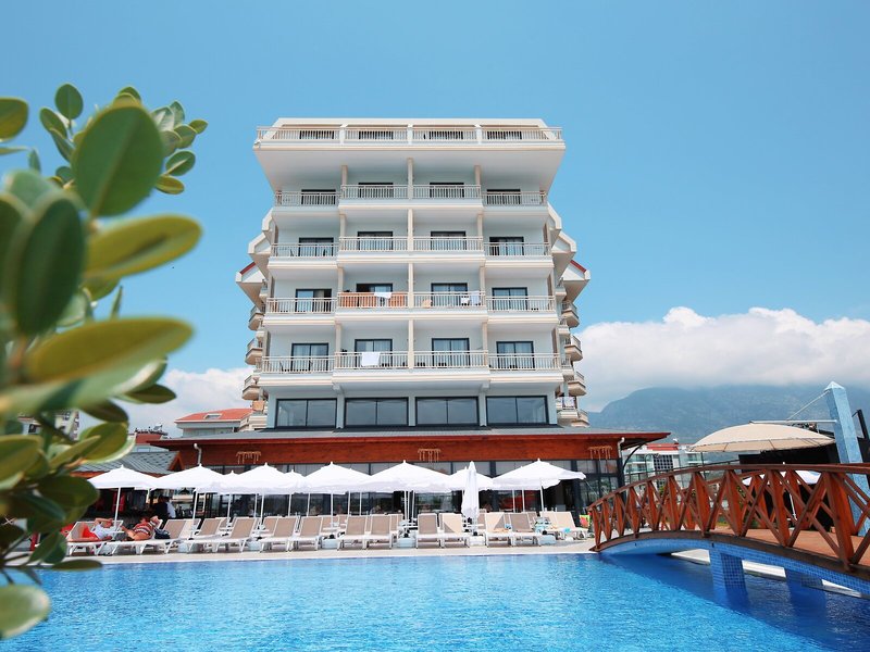 Sey Beach Hotel & Spa 6