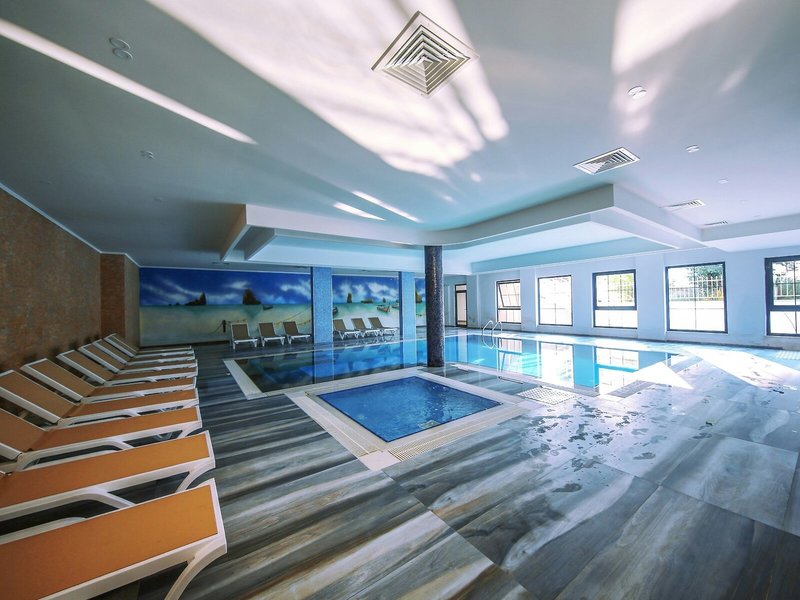 Sey Beach Hotel & Spa 7
