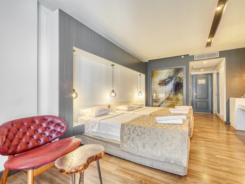 Sey Beach Hotel & Spa 37
