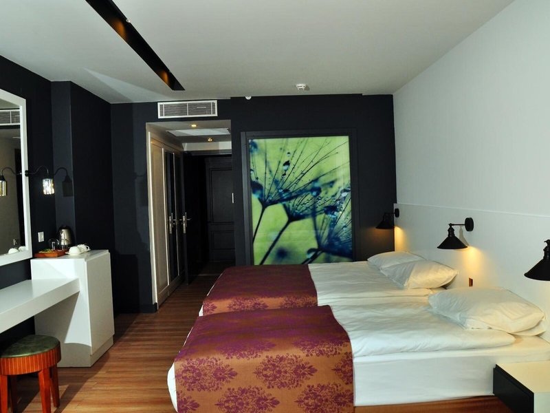 Sey Beach Hotel & Spa 40