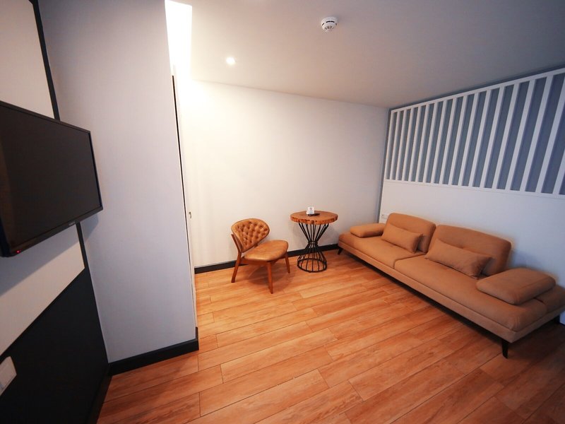 Sey Beach Hotel & Spa 44