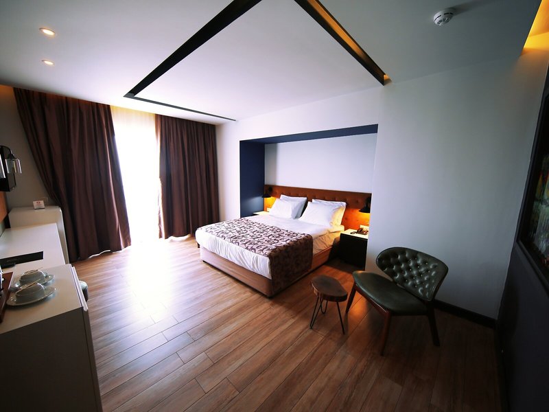 Sey Beach Hotel & Spa 46