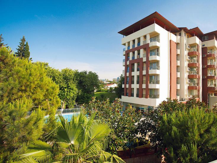 Sey Beach Hotel & Spa 1