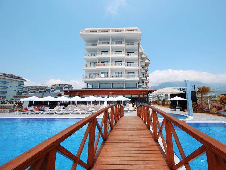 Sey Beach Hotel & Spa 2