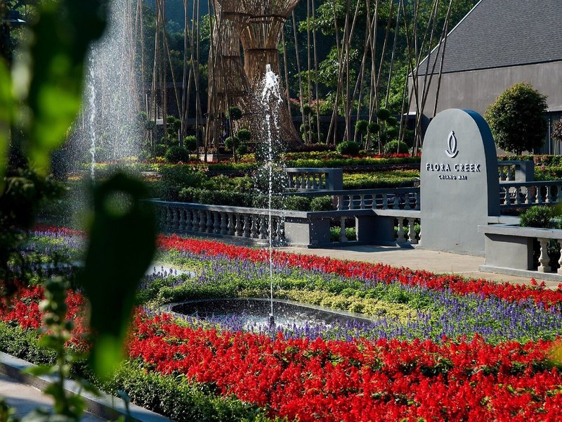 Flora Creek Resort & Garden Chiang Mai 10