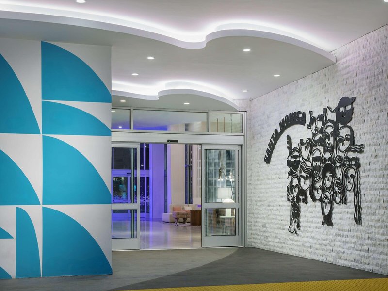 Hampton Inn & Suites Los Angeles/Santa Monica 7