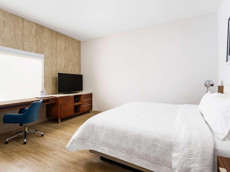 Hampton Inn & Suites Los Angeles/Santa Monica 18