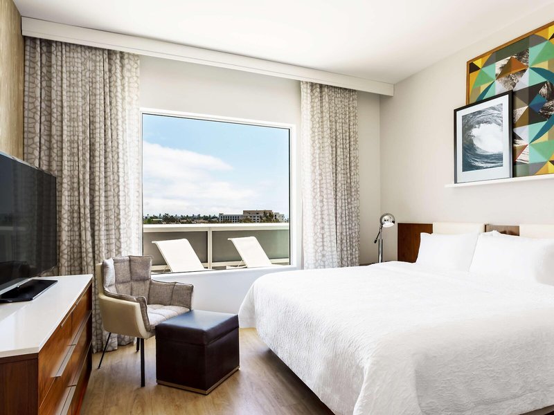 Hampton Inn & Suites Los Angeles/Santa Monica 21
