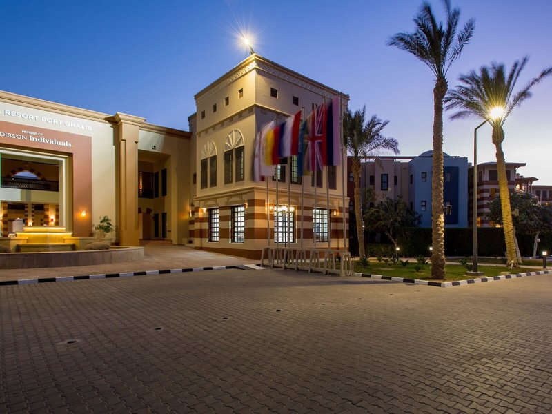 SUNRISE Marina Resort 2