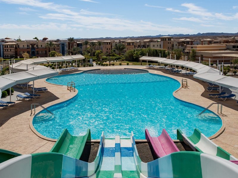 SUNRISE Marina Resort 3