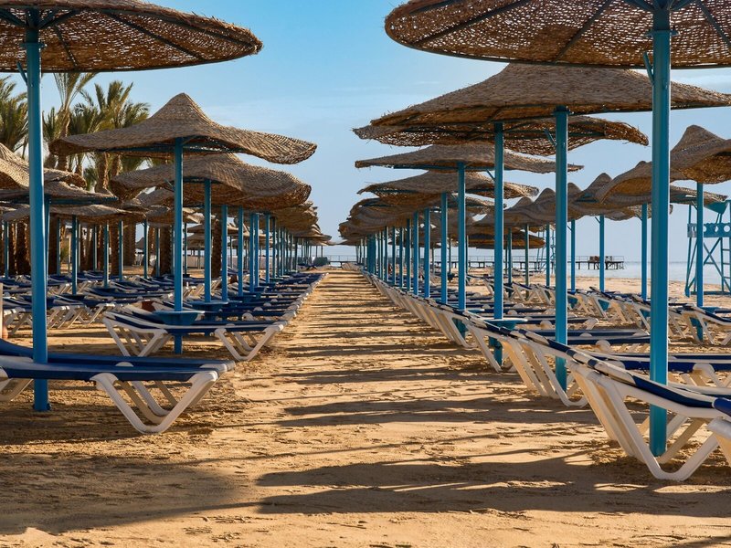 SUNRISE Marina Resort 8