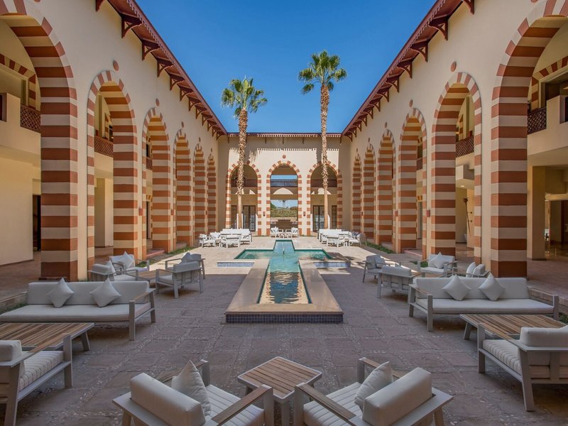 SUNRISE Marina Resort 17