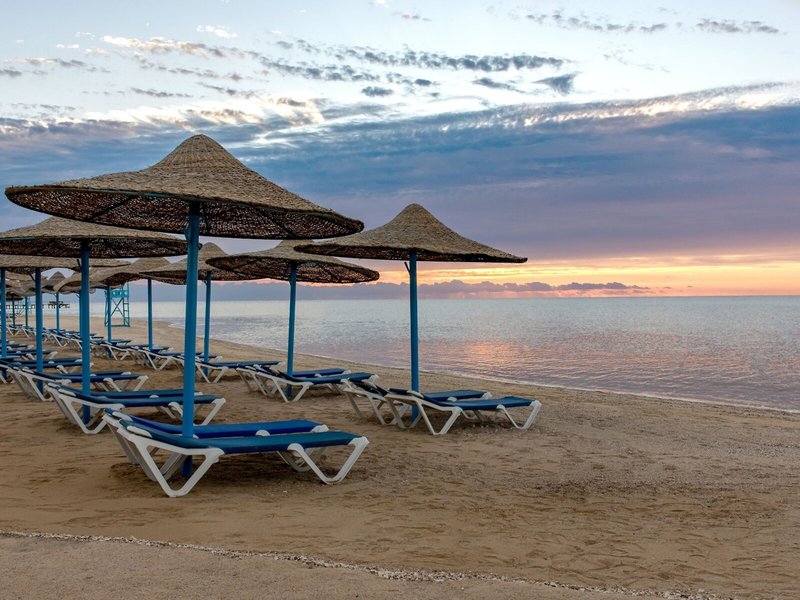 SUNRISE Marina Resort 10