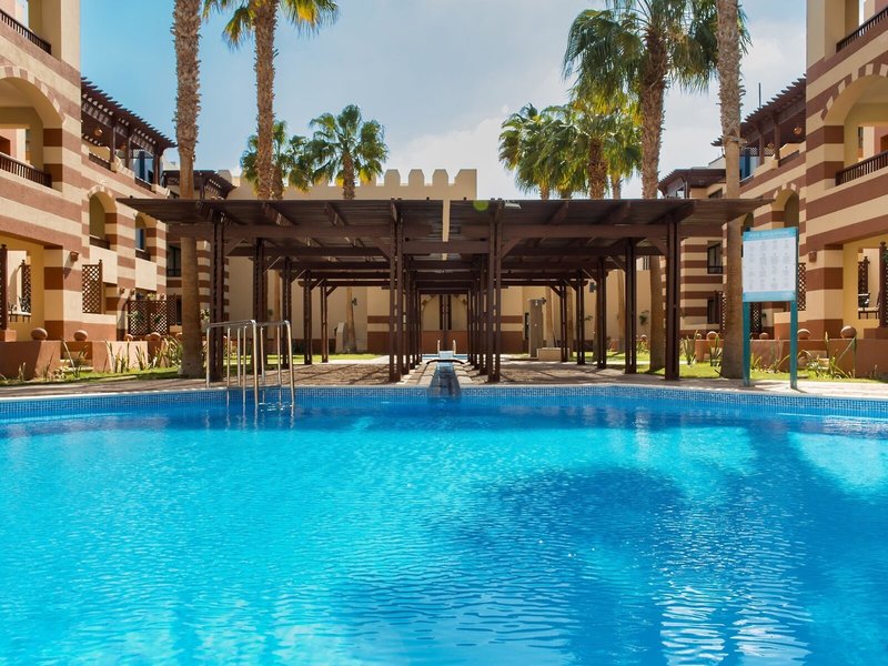 SUNRISE Marina Resort 13