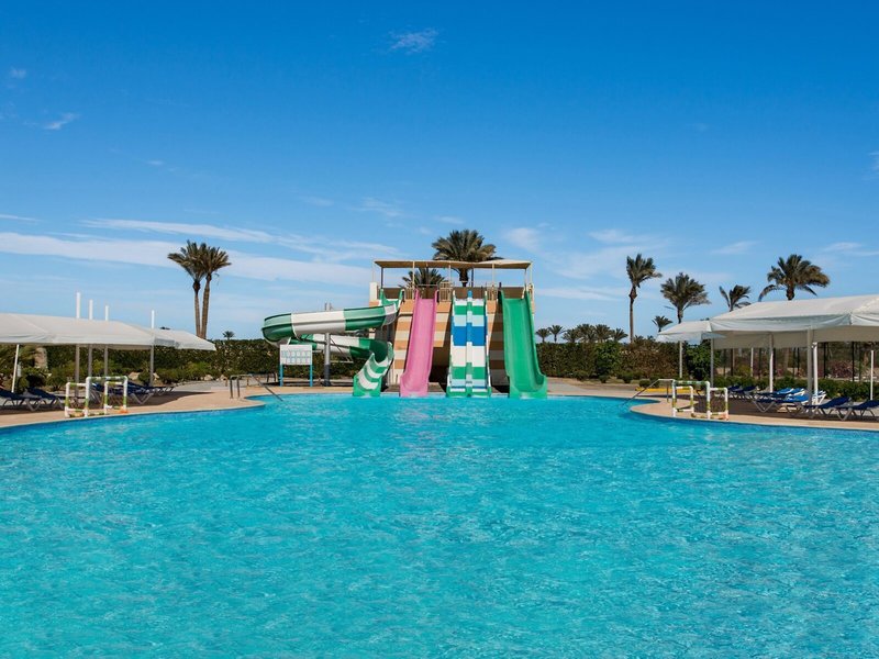 SUNRISE Marina Resort 14