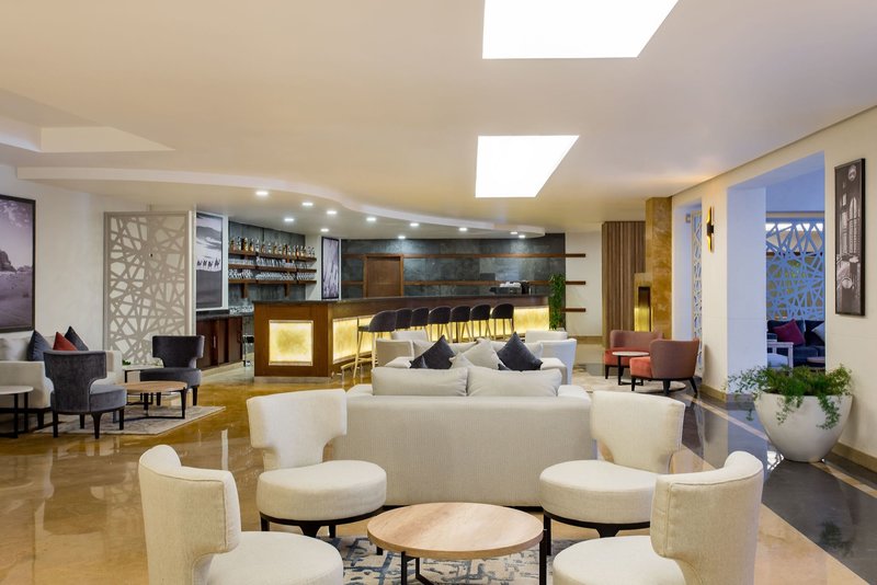 SUNRISE Marina Resort 8