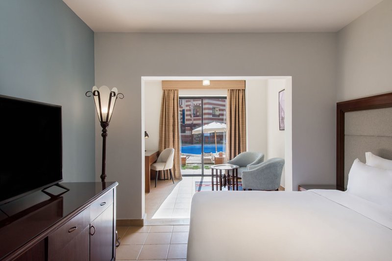 SUNRISE Marina Resort 20