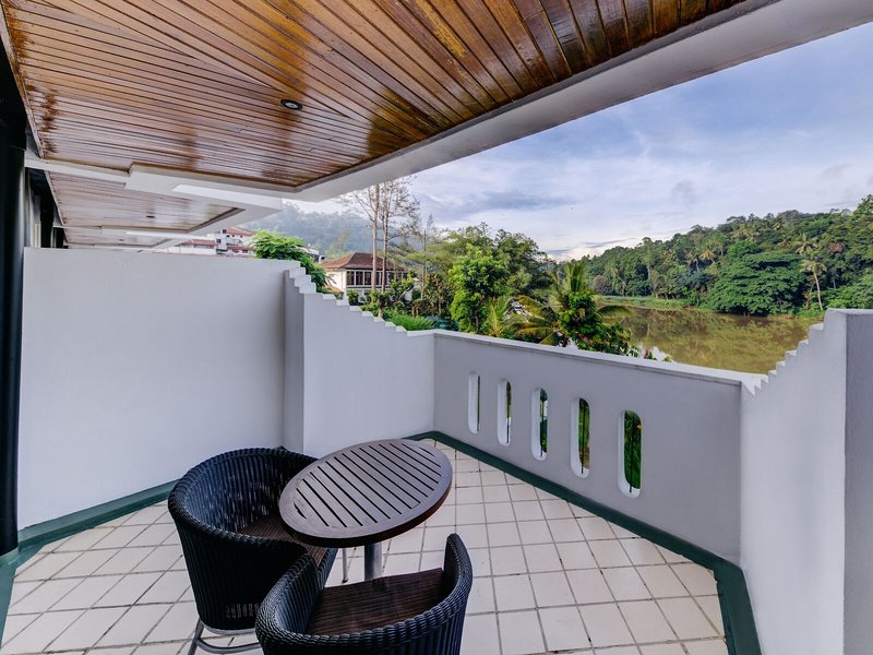 Cinnamon Citadel Kandy 8