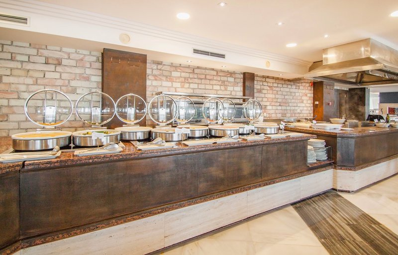 Catalonia Del Mar 12