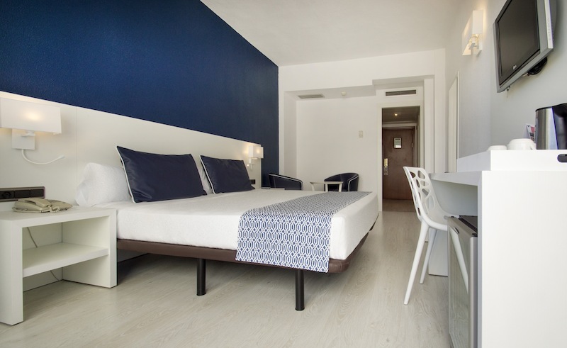 Catalonia Del Mar 16