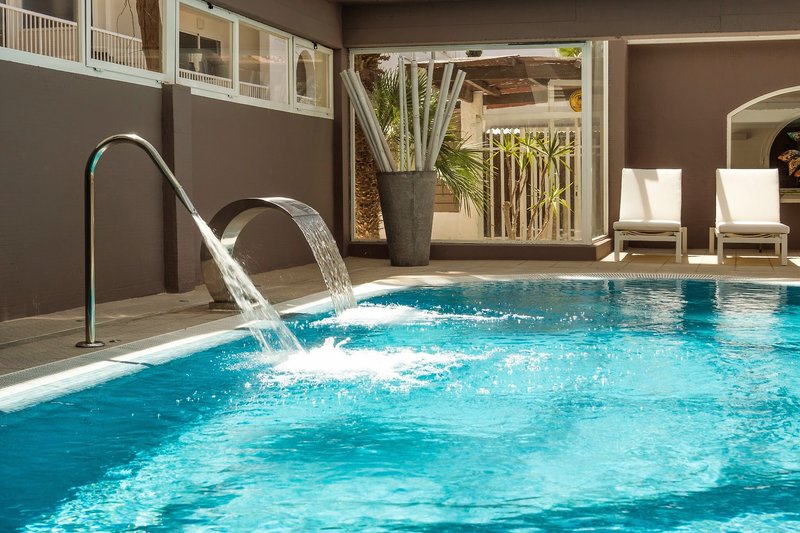 Catalonia Del Mar 25