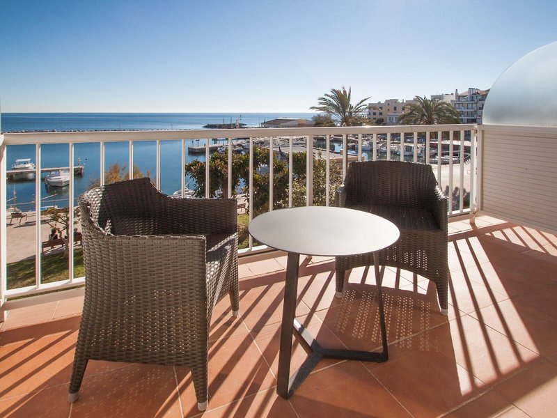 Catalonia Del Mar 6