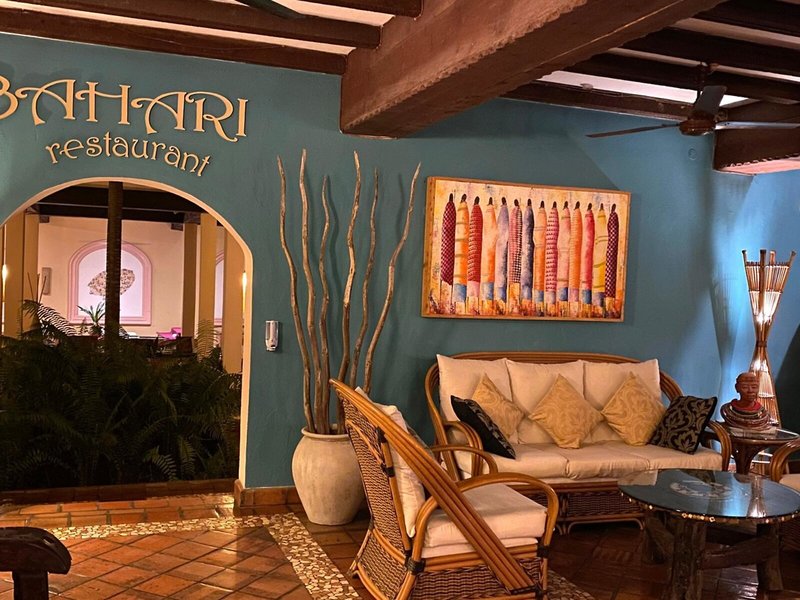 Pinewood Beach Resort & Spa 25