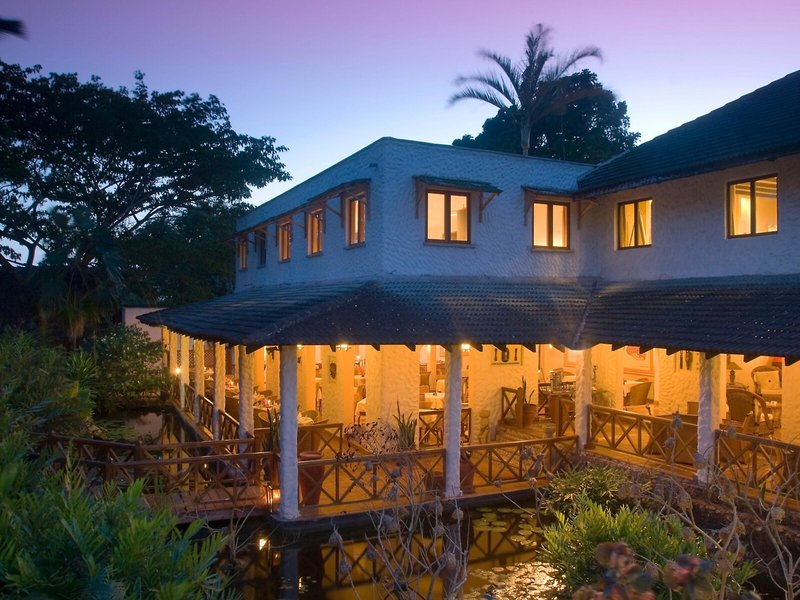 Pinewood Beach Resort & Spa 44