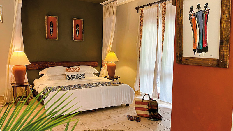 Pinewood Beach Resort & Spa 2